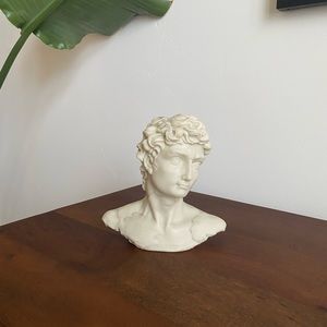 Male Head Bust Sculpture